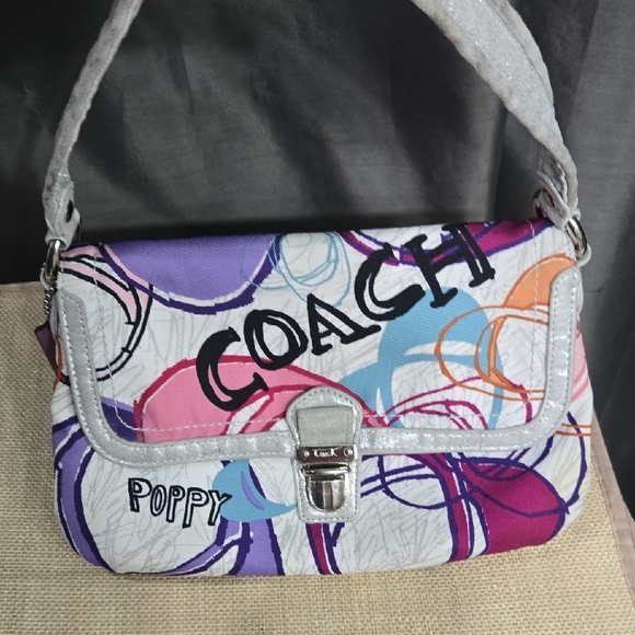 V-DAY SALE! Coach Poppy Silver and Colorful Graphic Shoulder Bag - Picture 14 of 16